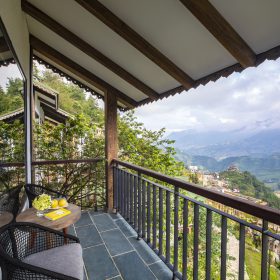 Combo CatCat Hill Resort Sapa